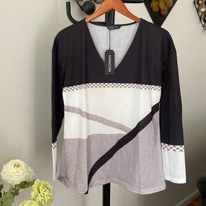 New Noracora Long Sleeve Black/White/Grey Womens Knit Top